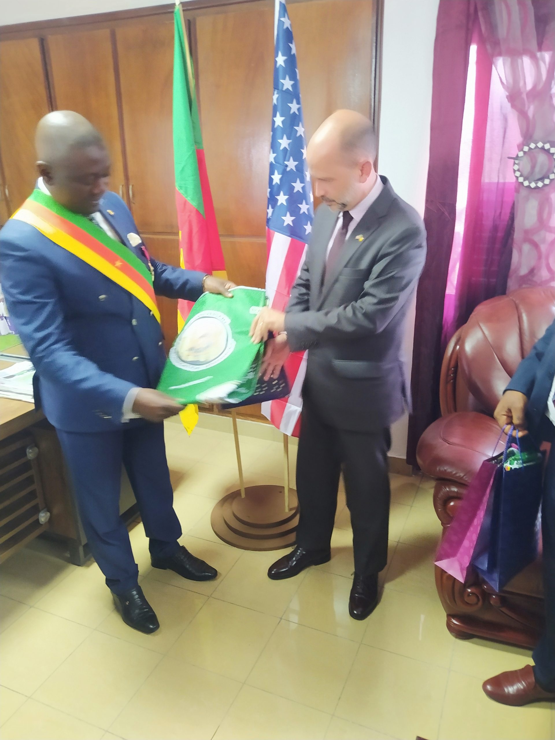 American ambassador to cameroon visits to the buea council.1